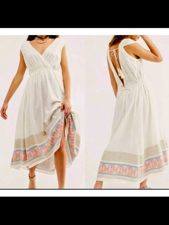 Free People Dresses & Skirts - Free People white lulu midi dress small